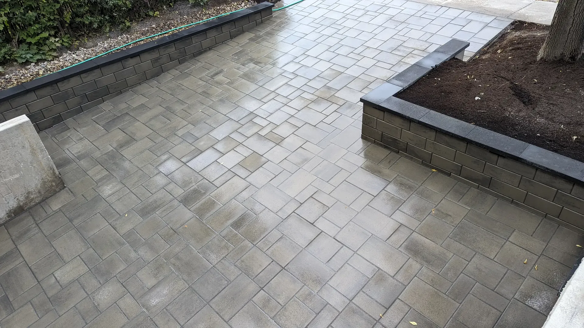 Construction OEM — premium paving and landscaping, West Island Montreal