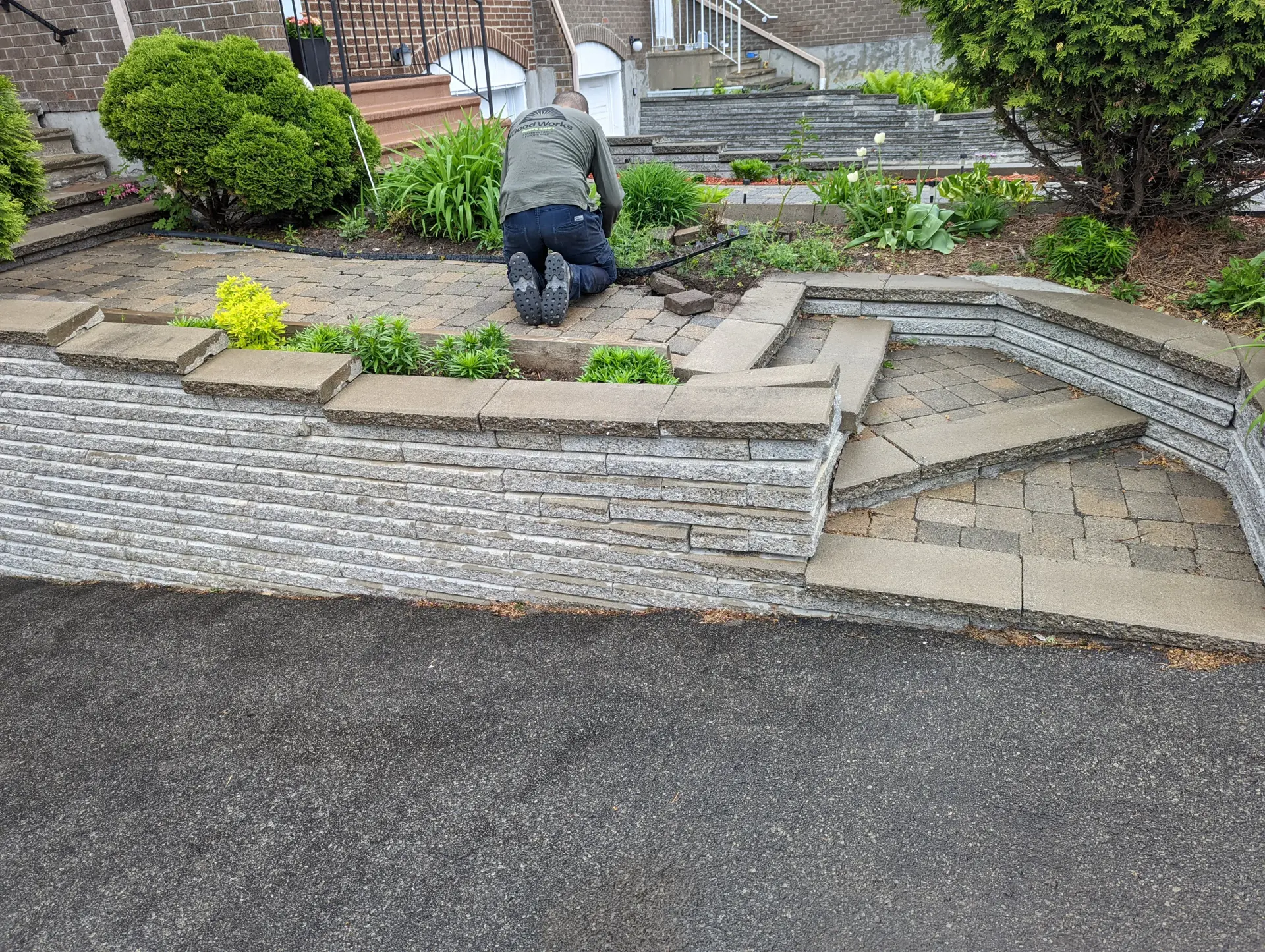 Aménagement dur et pavage — photo 2